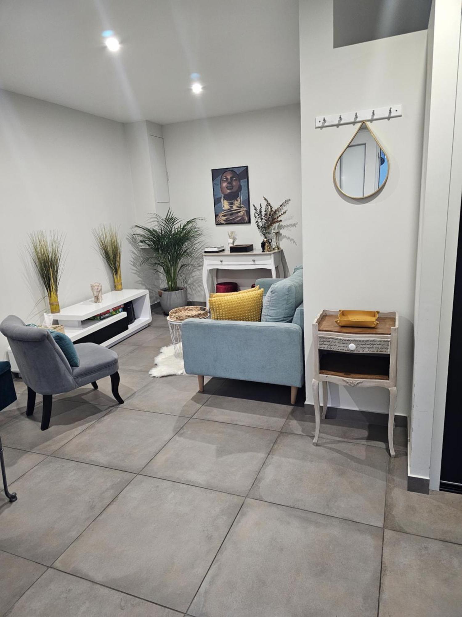 Studio Meuble - Comme A La Maison Belfort Exteriör bild